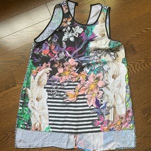 🏷 Clover Canyon Greek design top